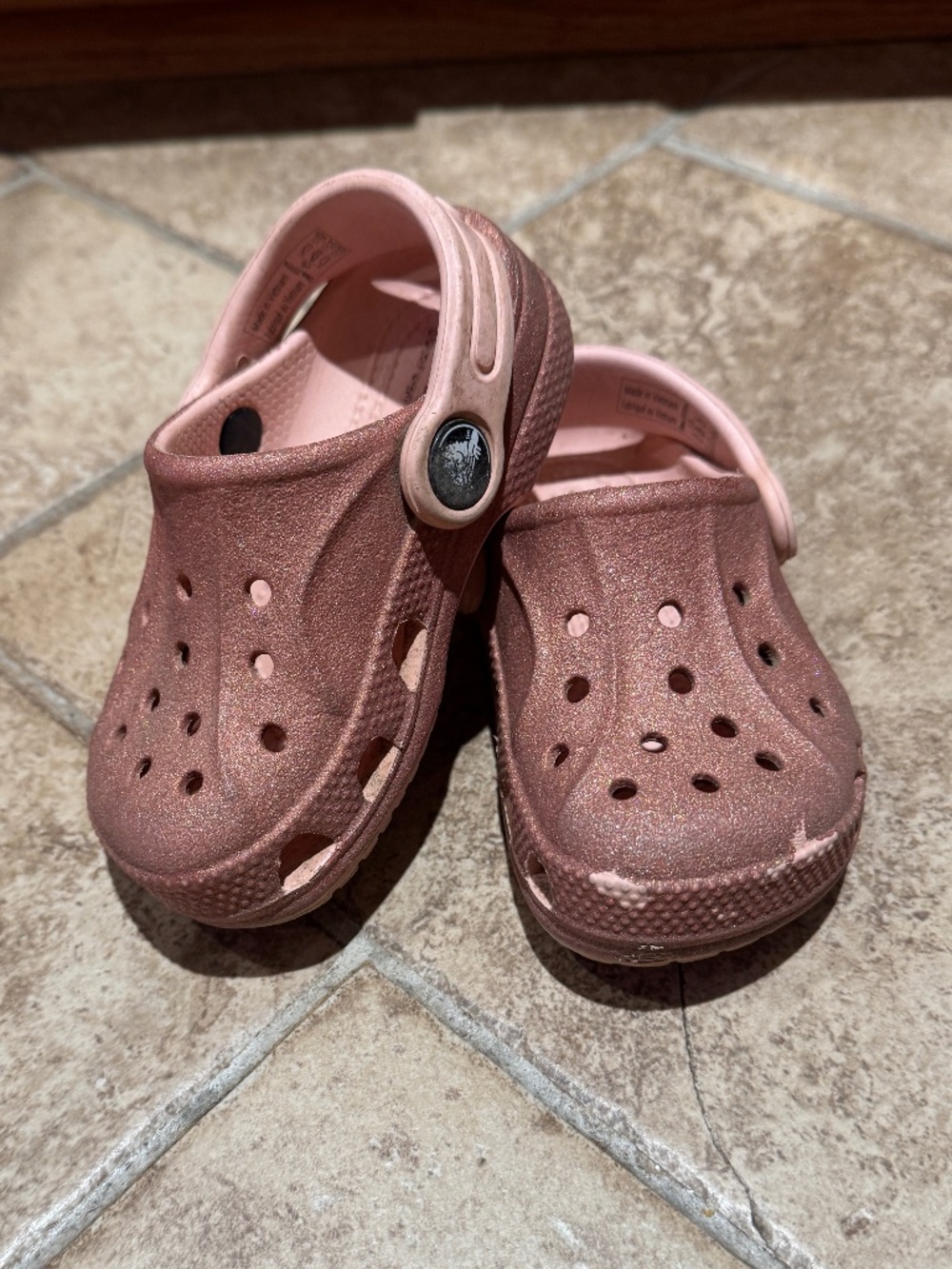 Girls Dusty Pink Sparkle Crocs